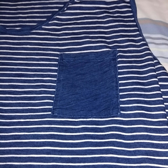 Old Navy Blue & White stripped sleeveless top - Picture 3 of 3